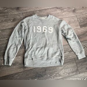 GAP Men's Gray Crewneck Sweatshirt with 1969 Design